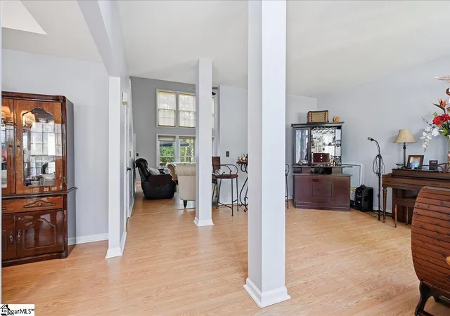 Photo 4 of Single family home for sale at 55 N Orchard Farms Ave, Simpsonville, SC 29681 | MLS# 1601167 | Listing updated on 2026-09-17