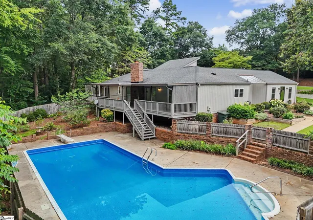 Photo 1 of Sale Pending at 203 Mockingbird St, Seneca, SC 29678 | MLS# 1599876 | Listing updated on 2026-08-26