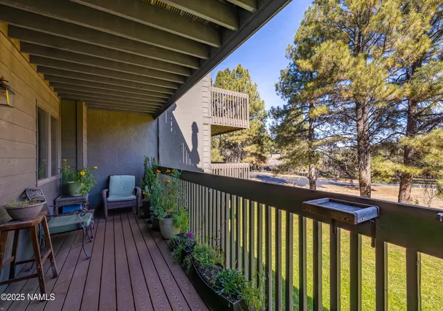 Listing Photo 4 - Condo for sale in building located at 5707 N Villa Cir, Flagstaff, AZ 86004 - Unit #789