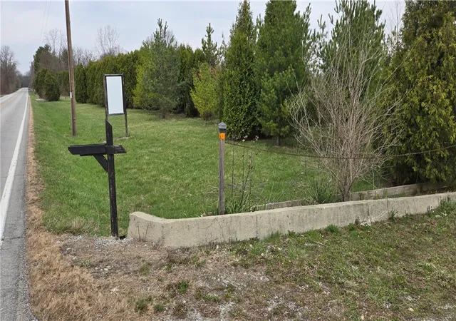 Homes for sale in Yellow Springs, OH | 110 E Yellow Springs Fairfield Rd, Yellow Springs, OH 45387 | MLS# 858403