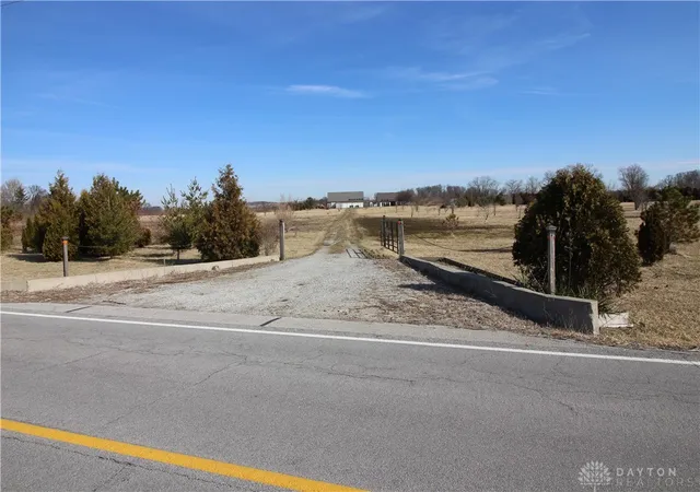Homes for sale in Yellow Springs, OH | 110 E Yellow Springs Fairfield Rd, Yellow Springs, OH 45387 | MLS# 858403