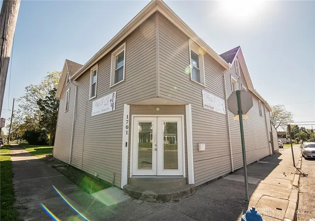 1st image of 1701 Lexington Avenue, Springfield, OH 45505 | MLS# 921811