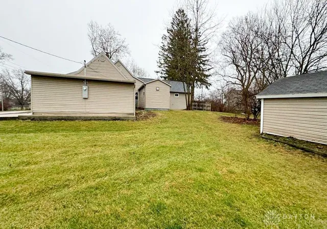 Homes for sale in Tipp City, OH | 6780 E Walnut St, Tipp City, OH 45371 | MLS# 925875