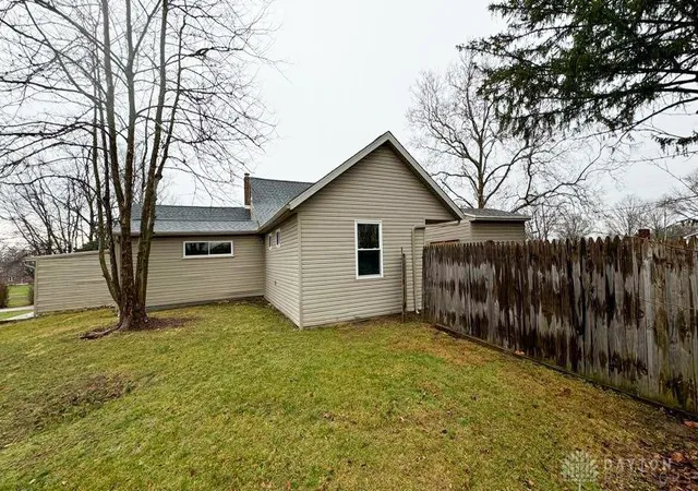 Homes for sale in Tipp City, OH | 6780 E Walnut St, Tipp City, OH 45371 | MLS# 925875