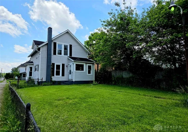 Homes for sale in Springfield, OH | 550 E Rose Street, Springfield, OH 45505 | MLS# 928210