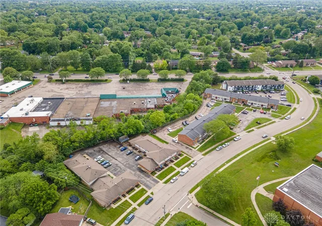 Photo 2 of Sale Pending at 2648 Parklawn Dr, Dayton, OH 45440 | MLS# 935772 | Listing updated on 2026-08-03