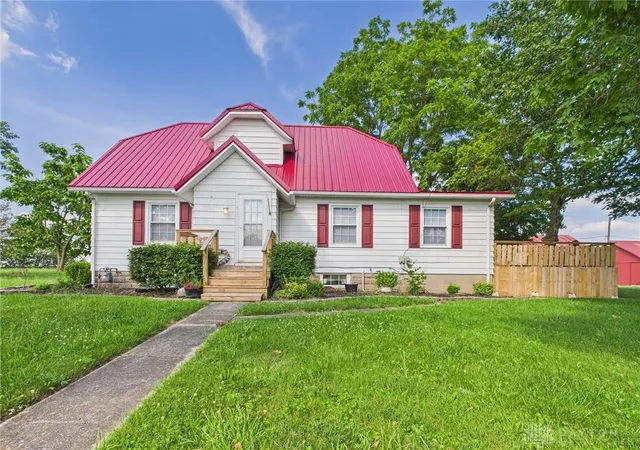 Homes for sale in Union City, OH | 1108 State Route 571, Union City, OH 45390 | MLS# 938406