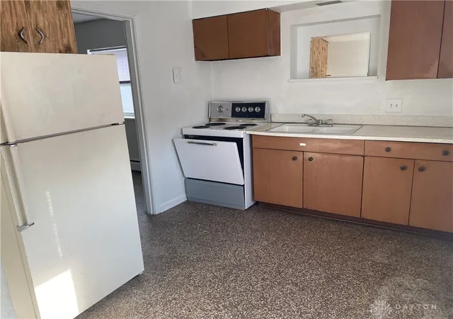 Photo 3 of Multi family home for sale at 42 S Main St, Miamisburg, OH 45342 | MLS# 940022 | Listing updated on 2026-07-28