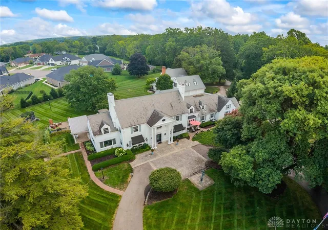 2nd image of 1550 Creekwood Dr, Troy, OH 45373 | MLS# 940535