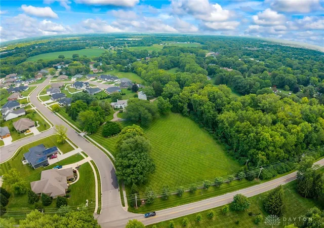 Photo 3 of Mansion for sale at 1550 Creekwood Dr, Troy, OH 45373 | MLS# 940535 | Listing updated on 2026-07-07