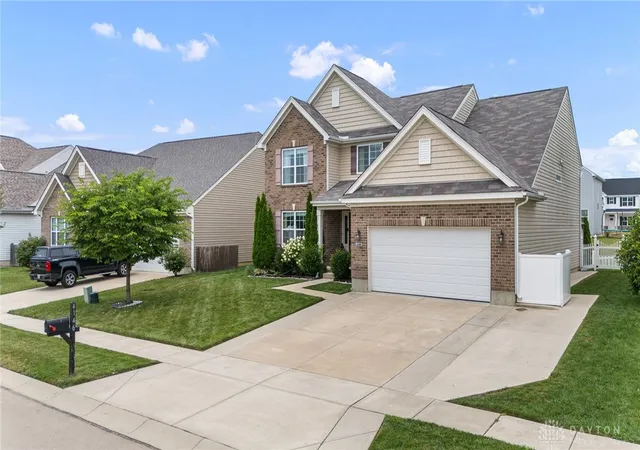 Homes for sale in Tipp City, OH | 4146 Spicebush Dr, Tipp City, OH 45371 | MLS# 940755