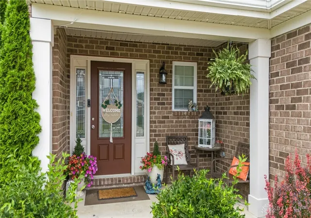 Homes for sale in Tipp City, OH | 4146 Spicebush Dr, Tipp City, OH 45371 | MLS# 940755