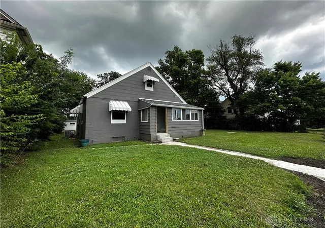 Photo 1 of Single family home for sale at 1020 Saint Adelbert Ave, Dayton, OH 45404 | MLS# 940871 | Listing updated on 2026-07-31