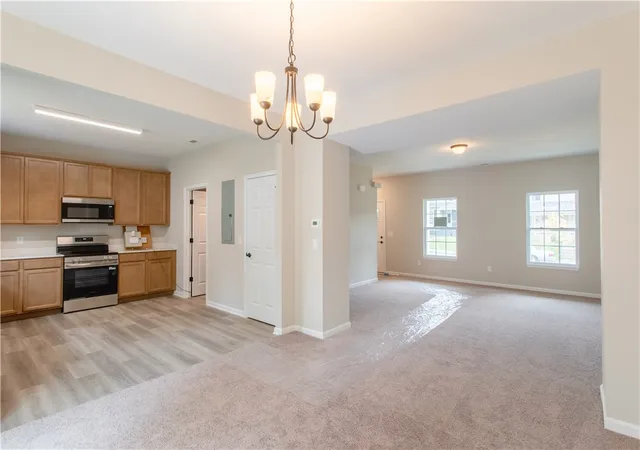 Homes for sale in Dayton, OH | 2031 Ravenwood Ave, Dayton, OH 45406 | MLS# 940886