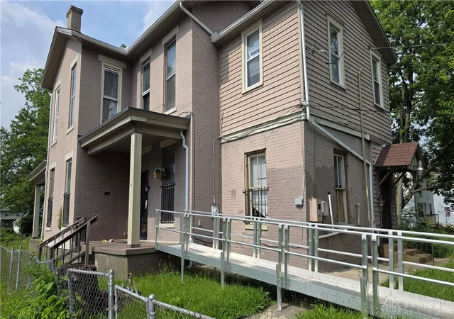 Homes for sale in Dayton, OH | 1568 W 2Nd St, Dayton, OH 45402 | MLS# 941649