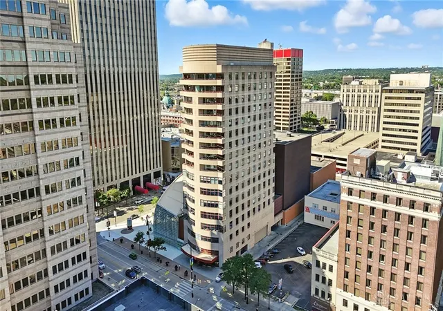 Photo 2 of Condo for sale at 109 N Main St #1401, Dayton, OH 45402 | MLS# 941941 | Listing updated on 2026-08-26