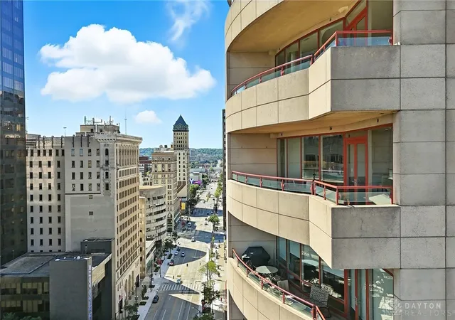 Photo 2 of Condo for sale at 109 N Main St #1401, Dayton, OH 45402 | MLS# 941941 | Listing updated on 2026-08-26