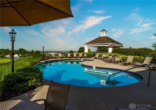 2nd image of 413 Bethpage Wy, Lebanon, OH 45036