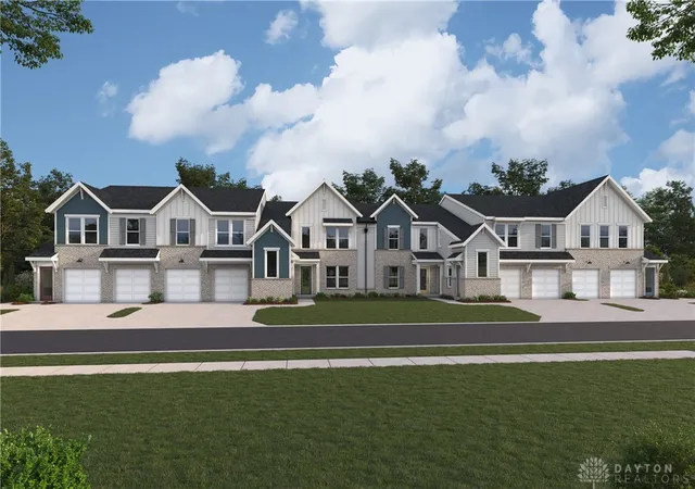 2nd image of 465 Pilot Pt, Vandalia, OH 45377