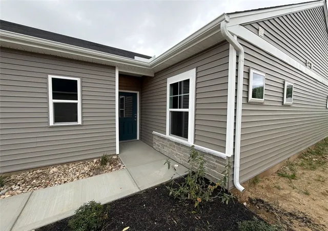 Homes for sale in Middletown, OH | 6832 Traditions St #46, Middletown, OH 45044 | MLS# 945437