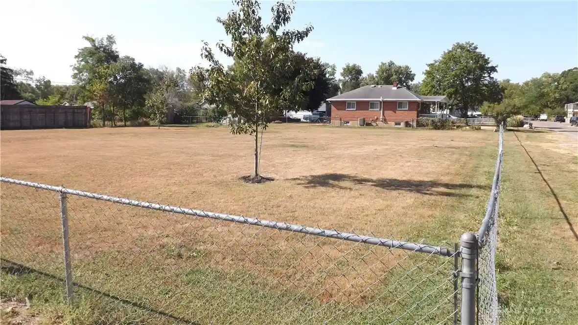 Photo 1 of Land for sale at 2460 Bushnell Ave, Dayton, OH 45404 | MLS# 945524 | Listing updated on 2026-10-09