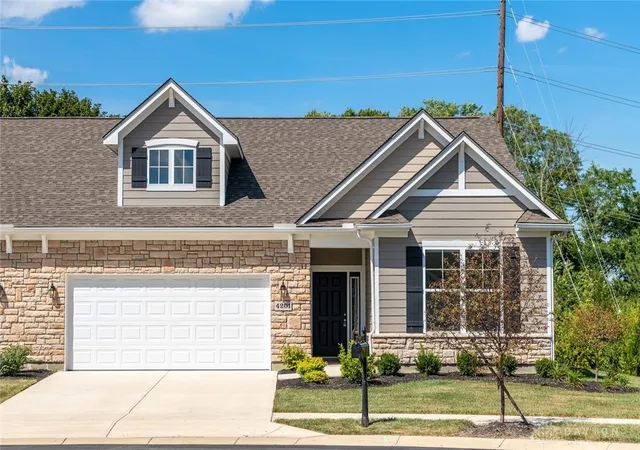 Homes for sale in Bellbrook, OH | 4201 Ellason Ct, Bellbrook, OH 45440 | MLS# 947869