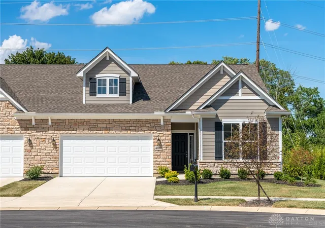 Homes for sale in Bellbrook, OH | 4201 Ellason Ct, Bellbrook, OH 45440 | MLS# 947869