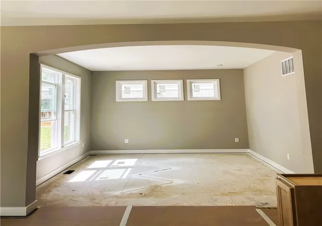 5th image of 5371 Sheldon Close Rd, Middletown, OH 45005 | MLS# 949168