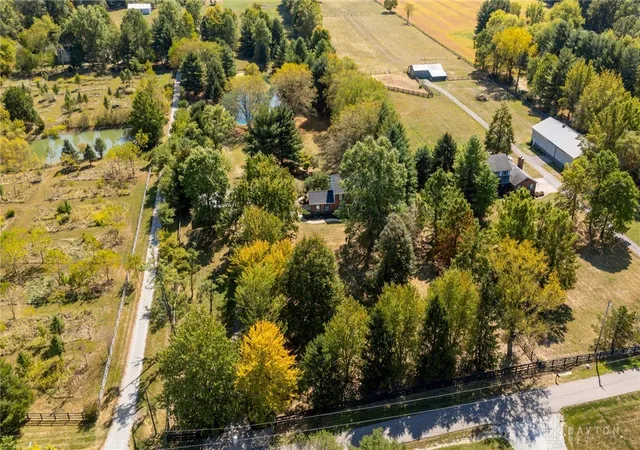 Photo 3 of Sale Pending at 7152 Gheils Carroll Rd, Morrow, OH 45152 | MLS# 949309 | Listing updated on 2026-01-26