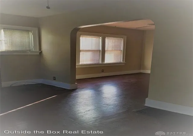 Homes for sale in Dayton, OH | 559/561 Evergreen Ave, Dayton, OH 45402 | MLS# 949256