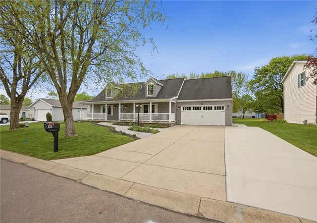 Homes for sale in Englewood, OH | 135 Concord Farm Rd, Englewood, OH 45322 | MLS# 949625