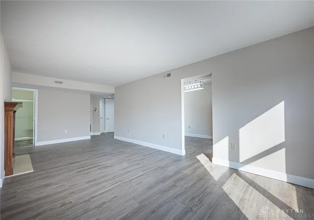 Photo 2 of Sale Pending at 791 Ashton Cir #103, Dayton, OH 45429 | MLS# 949938 | Listing updated on 2026-08-28