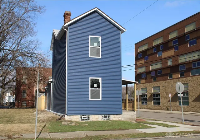 Homes for sale in Dayton, OH | 57 Emmet St, Dayton, OH 45405 | MLS# 949952