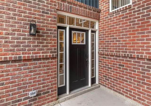 2nd image of 2010 Cedar Lake Dr, Dayton, OH 45424 | MLS# 950065