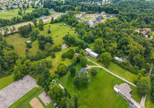 3rd image of 2550 Township Rd, Beavercreek, OH 45431 | MLS# 950517