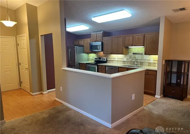 Homes for sale in Miamisburg, OH | 1695 Waterstone Blvd, Miamisburg, OH 45342