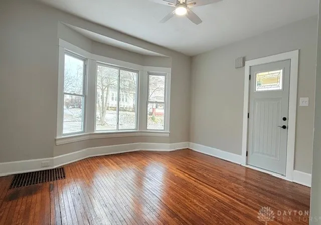 Photo 3 of Single family home for sale at 275 Ridge Rd, Springfield, OH 45503 | MLS# 950922 | Listing updated on 2026-07-30