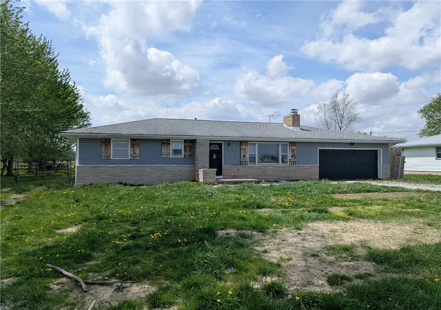 Homes for sale in Washington Court House, OH | 3169 Nw Prairie Rd, Washington Court House, OH 43160 | MLS# 950115