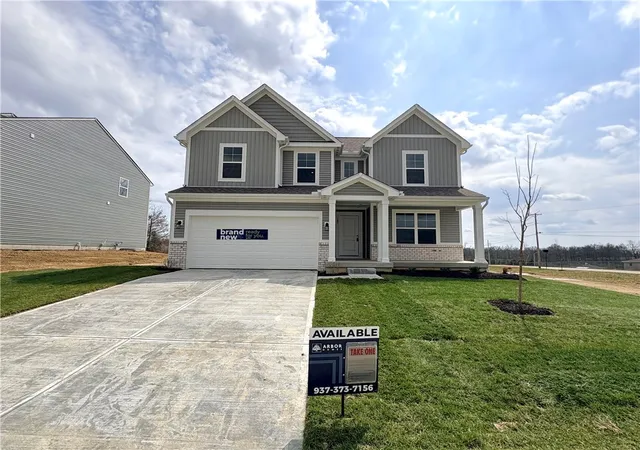 Homes for sale in Brookville, OH | 107 Evergreen Wy, Brookville, OH 45309 | MLS# 951300