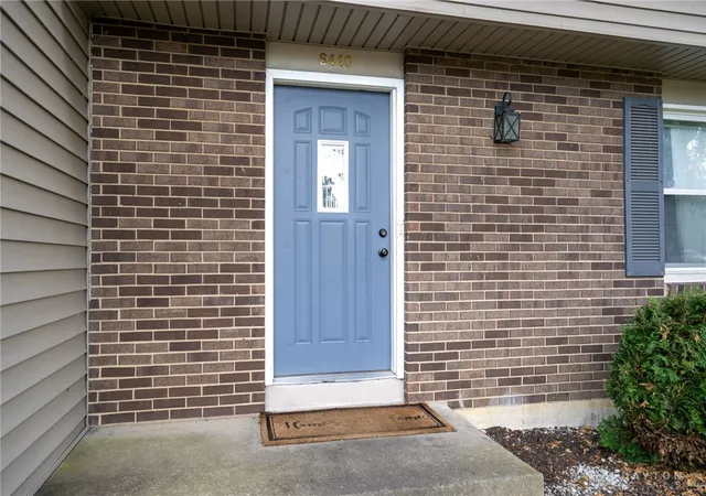 Homes for sale in Dayton, OH | 6440 Westanna Dr, Dayton, OH 45426 | MLS# 951344