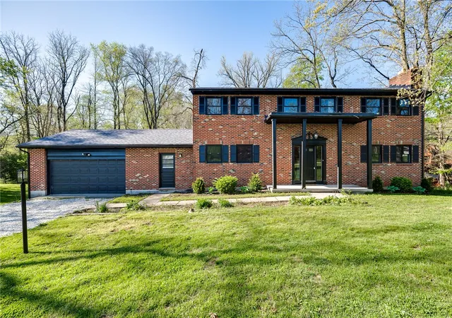 Homes for sale in New Carlisle, OH | 8020 E New Carlisle Rd, New Carlisle, OH 45344 | MLS# 951880
