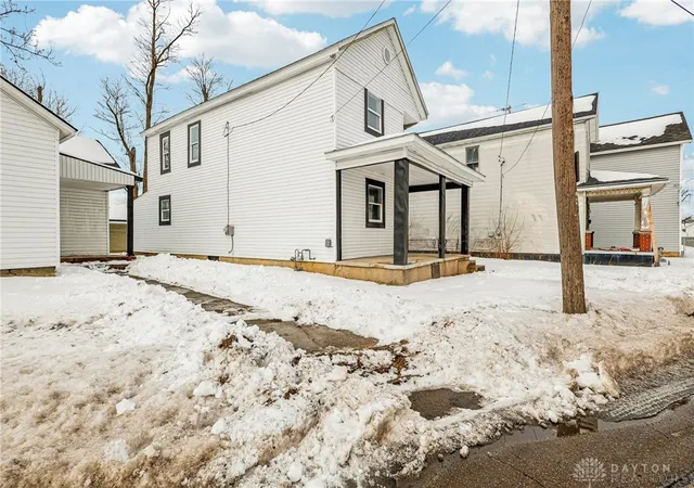 Homes for sale in Dayton, OH | 1083 Valley St, Dayton, OH 45404 | MLS# 951209