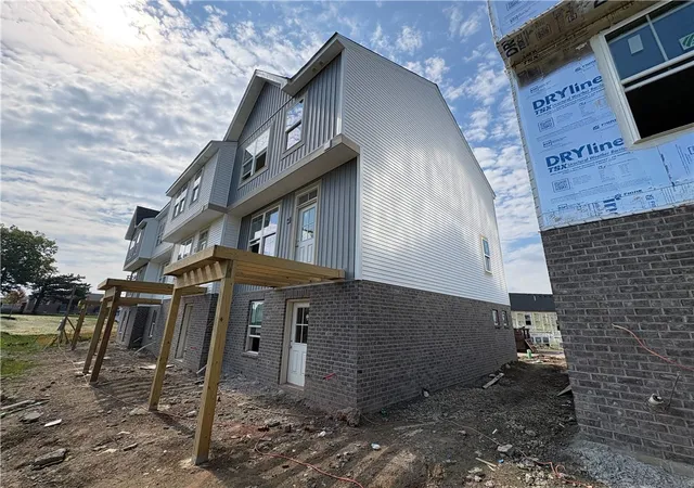 2nd image of 614 Brightview Pl #29, Forest Park, OH 45240 | MLS# 952471