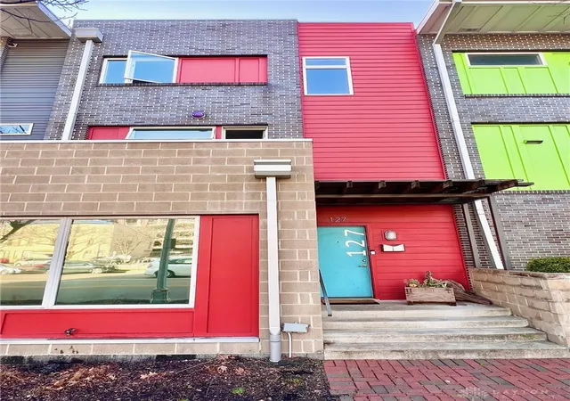 Homes for sale in Dayton, OH | 127 N Patterson Blvd, Dayton, OH 45402 | MLS# 952810