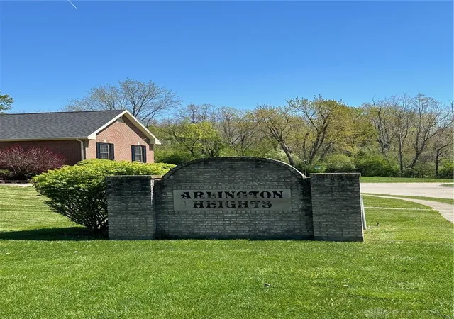 2nd image of 1323 Greystone Ln, Springfield, OH 45503 | MLS# 953120