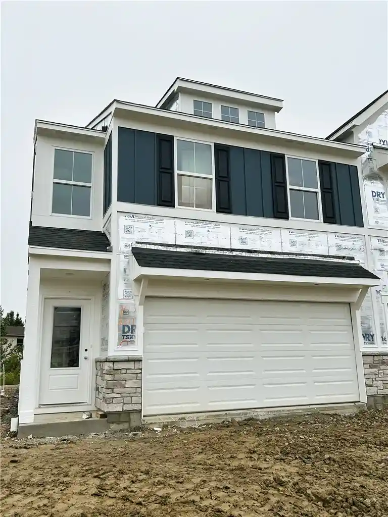 Photo 1 of Townhouse for sale at 102 Meadowlark Ln #905-201, Brookville, OH 45309 | MLS# 953275 | Listing updated on 2026-10-16