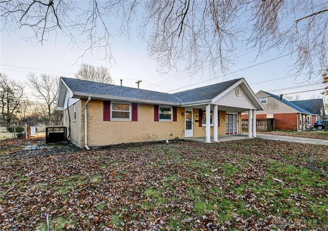 2nd image of 304 Applegate Rd, Englewood, OH 45322 | MLS# 952733