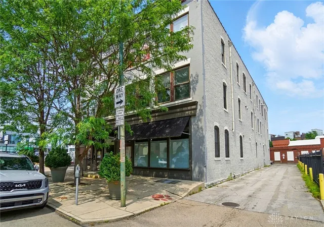 1st image of 18 S Saint Clair St #203, Dayton, OH 45402 | MLS# 953320