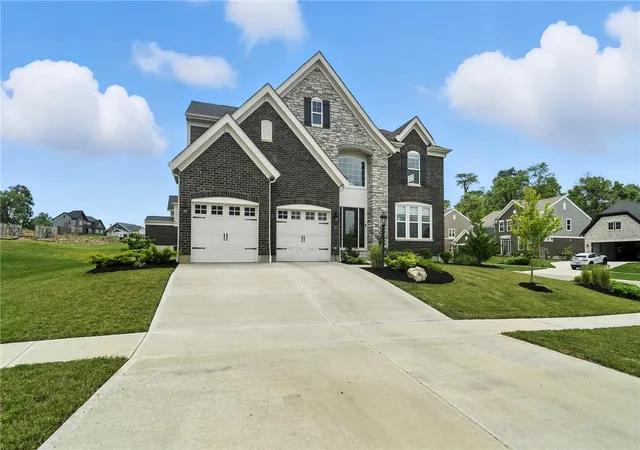 3rd image of 850 Sand Trap Pl, Lebanon, OH 45036 | MLS# 953594
