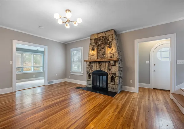 3rd image of 422 E Telford Ave, Oakwood, OH 45419 | MLS# 953528